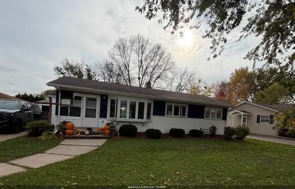 1013 London Street, MENASHA, WI 54952