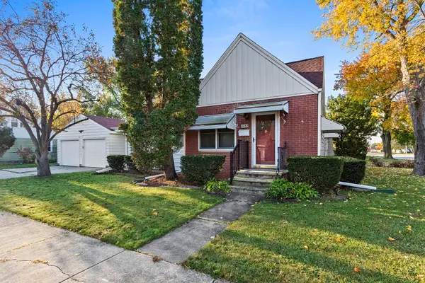1602 Crooks Street, GREEN BAY, WI 54302