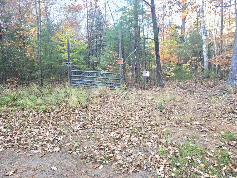 11270 N Mayer Lane, Suring, WI 54174 - #3