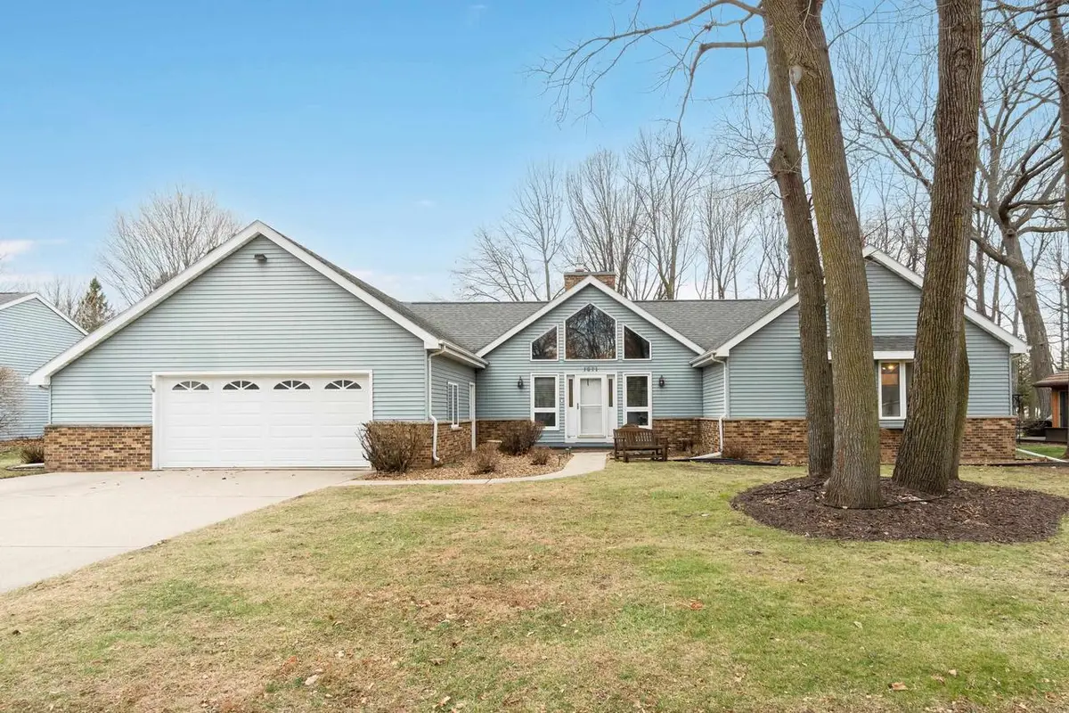 1611 Maricopa Dr, Milwaukee, WI 54904 - Image #1