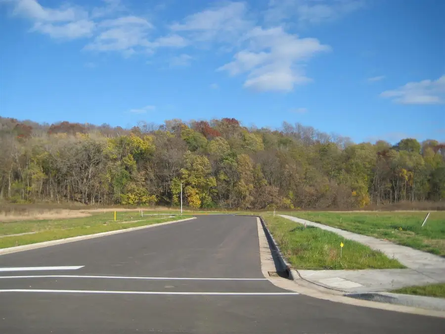 L33 Joliet Circle, Prairie Du Chien, WI 53821 - Image #2