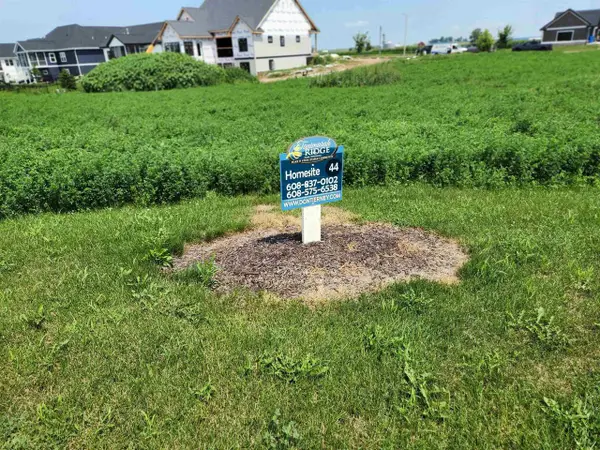 849 Valley Road, Dane, WI 53529