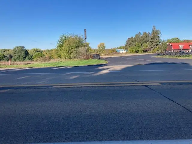 3656 Highway 23, Dodgeville, WI 53533 - Image #2