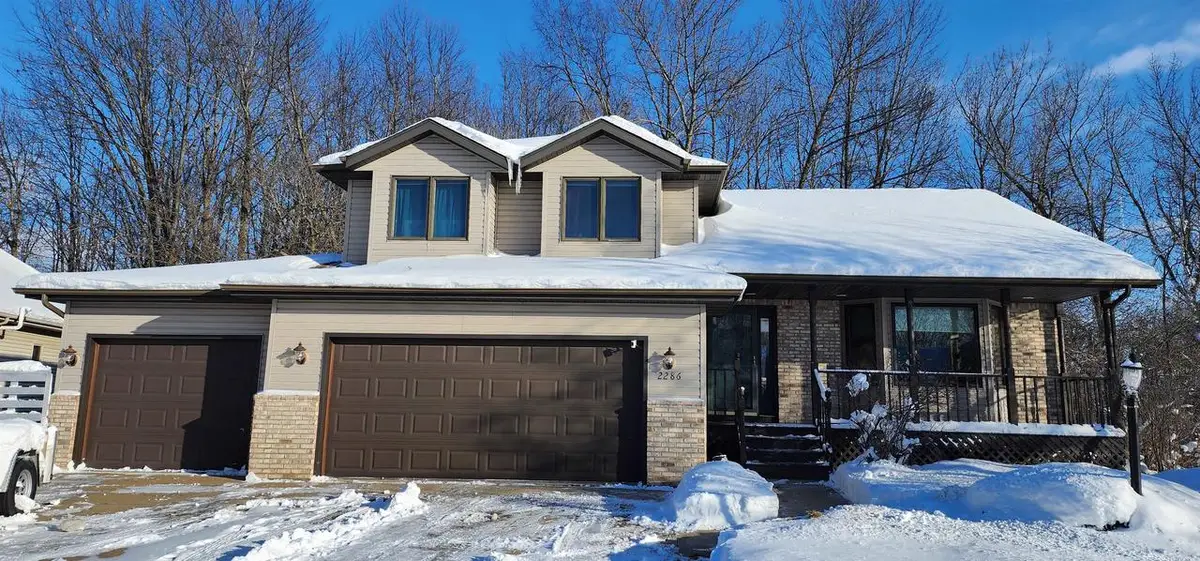 W2286 Valleywood Lane, Appleton, WI 54915 - Image #1