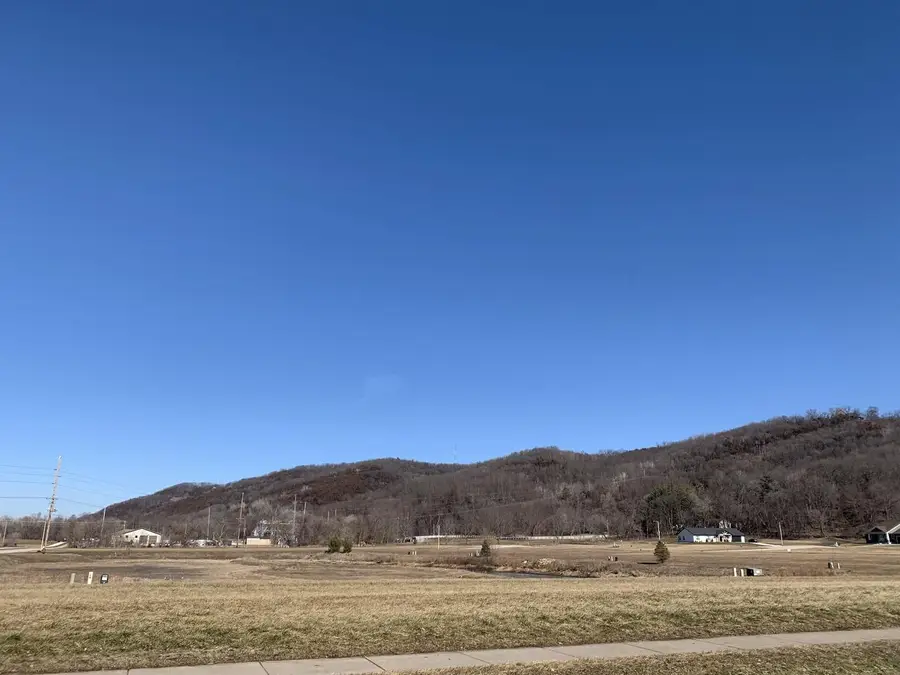 2105 E Lessard Street, Prairie Du Chien, WI 53821 - Image #3