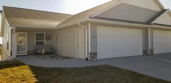 1207 Cody Parkway, Platteville, WI 53818