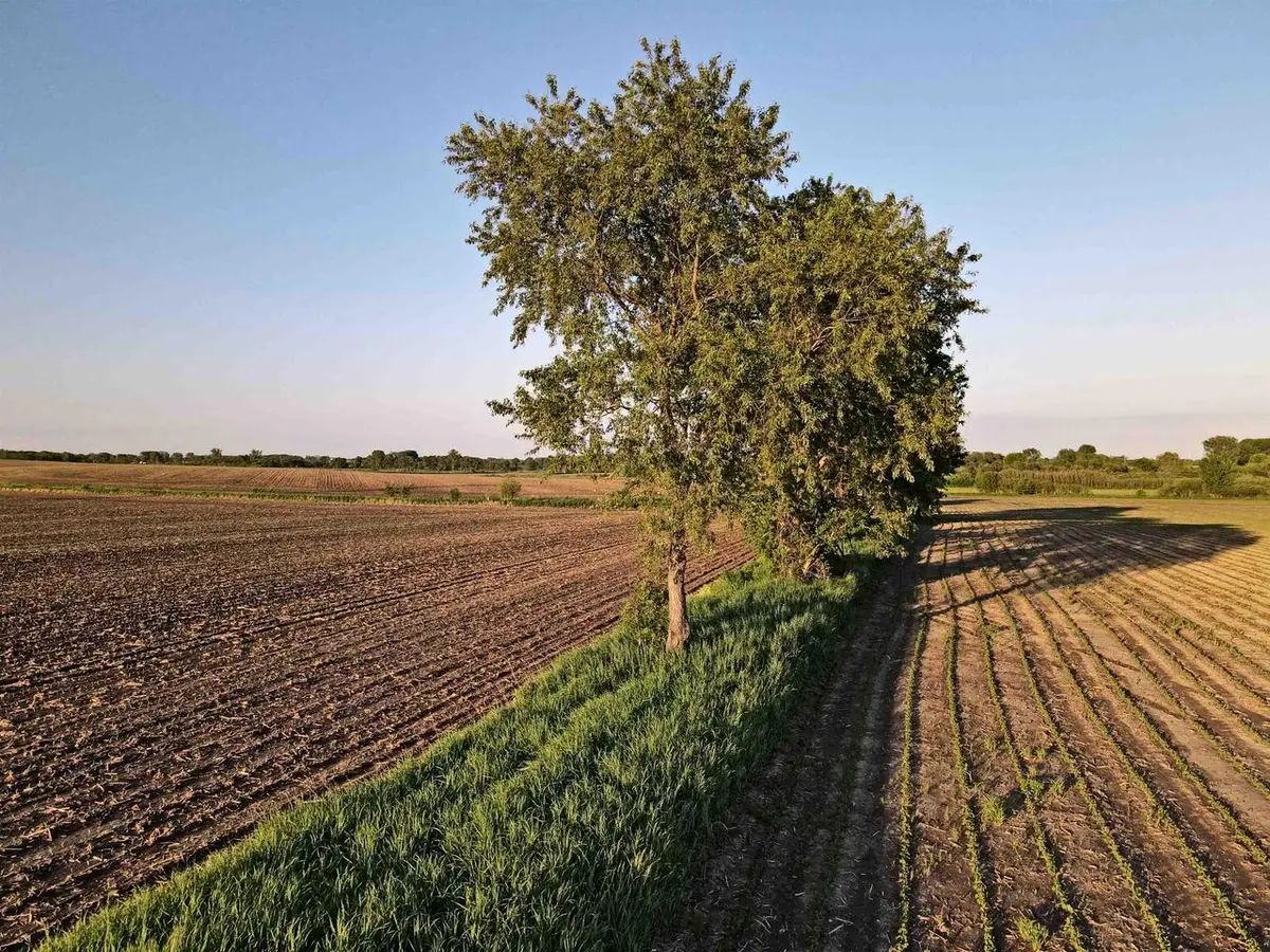 92.93 M/L Acres Twin Lane Road, Sun Prairie, WI 53590 - Image #1