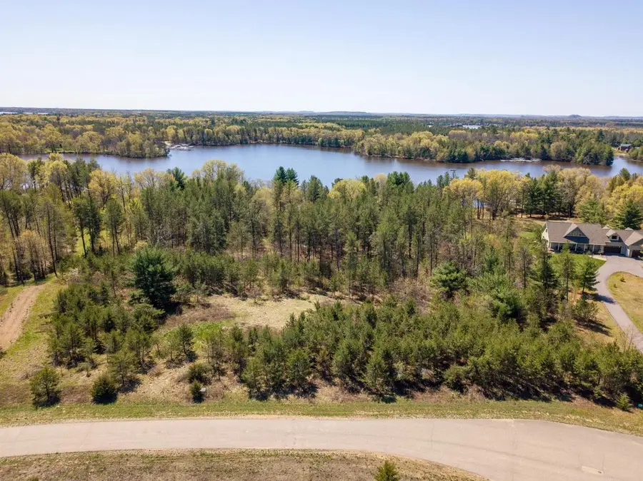 W5533 Windover Court, New Lisbon, WI 53950 - Image #2