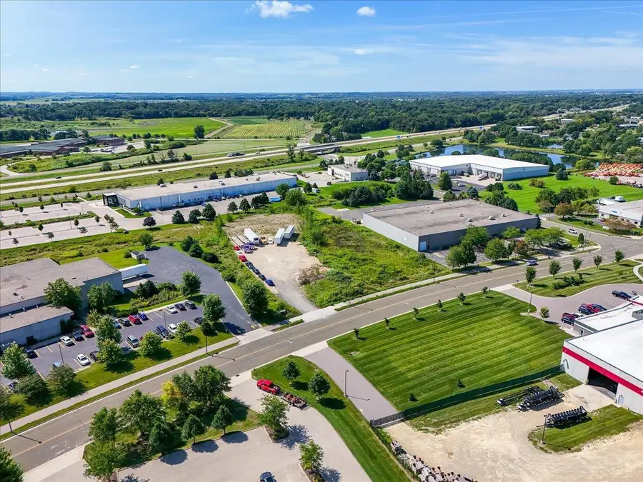 805 Progress Way, Sun Prairie, WI 53590 - Image #3