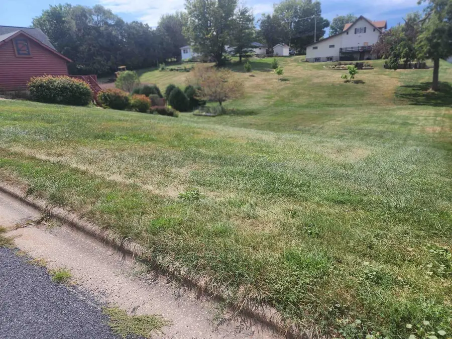 308 S Madison Street, Montfort, WI 53569 - Image #2