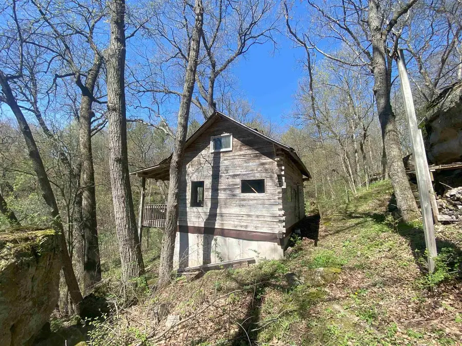 4850 Highway 130, Dodgeville, WI 53533 - Image #2