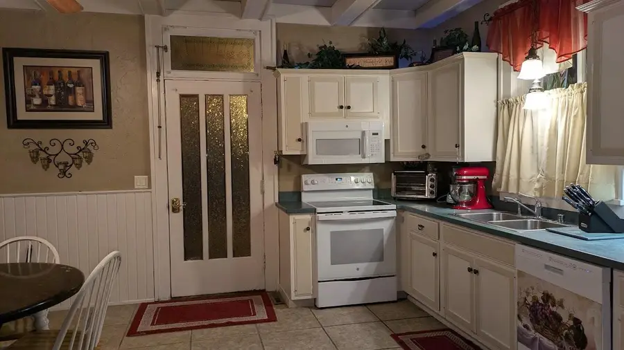 244 E Racine Street, Jefferson, WI 53549 - Image #3