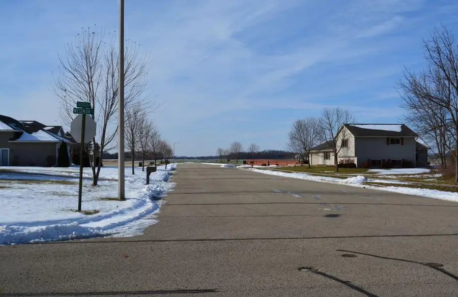 L4 Prairie Drive, Spring Green, WI 53588 - Image #2