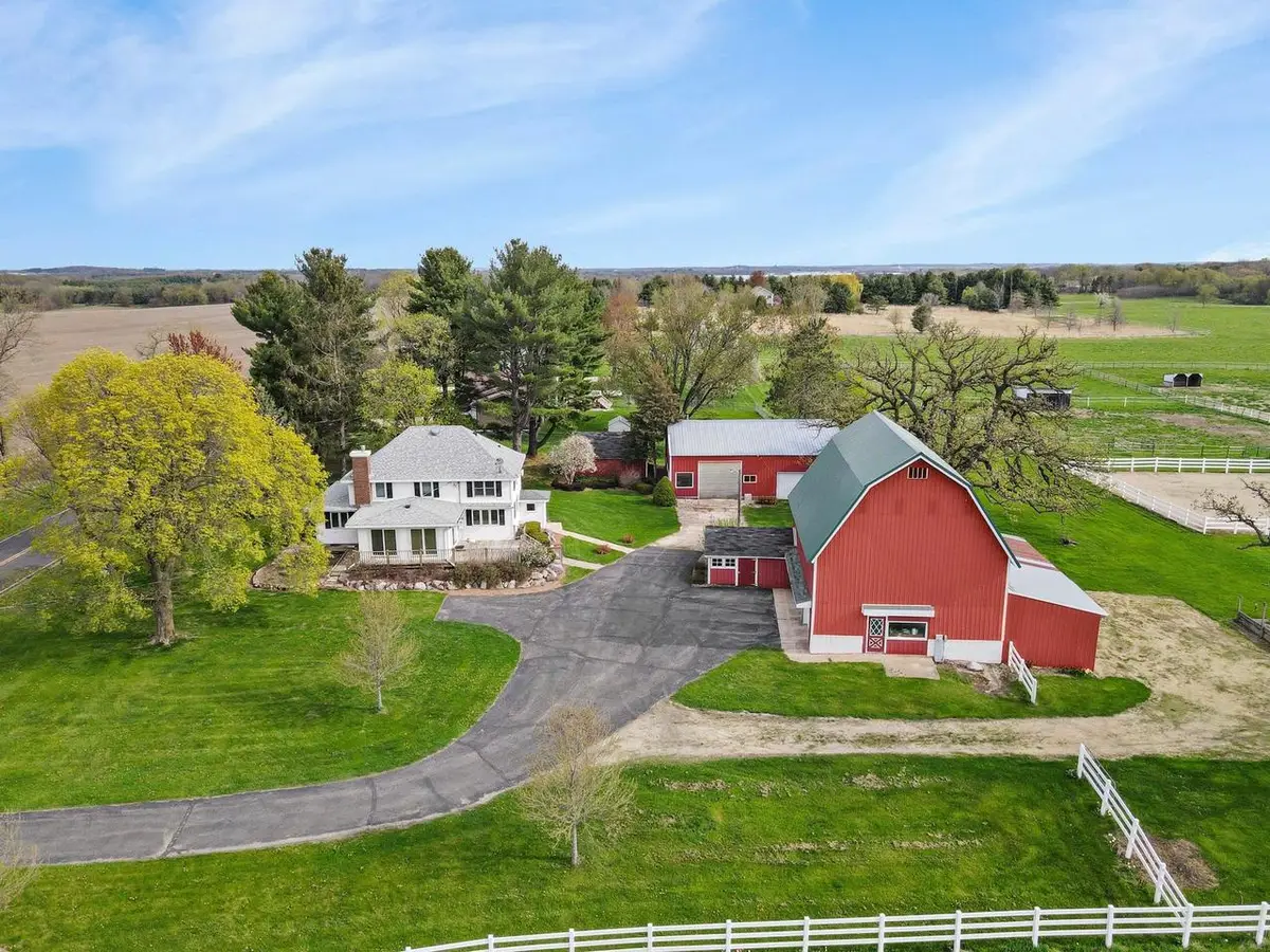 4595 Mahoney Road, McFarland, WI 53558 - #1