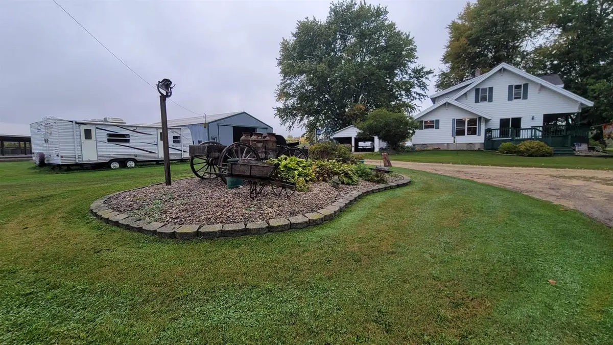 N7639 BEECH Road, Bear Creek, WI 54922 - Image #1