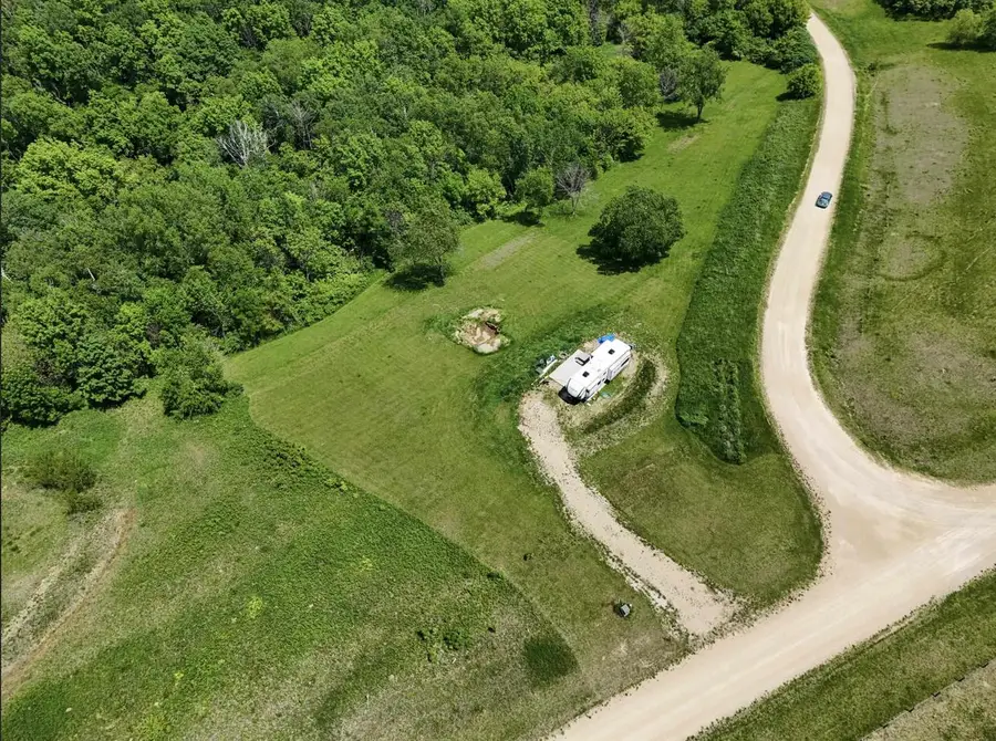 58182 Mississippi Ridge Lane, Eastman, WI 54626 - Image #2