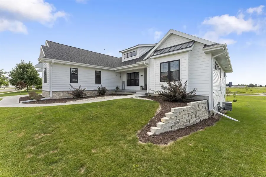 6697 Morning Dew Lane, Sun Prairie, WI 53590 - Image #2