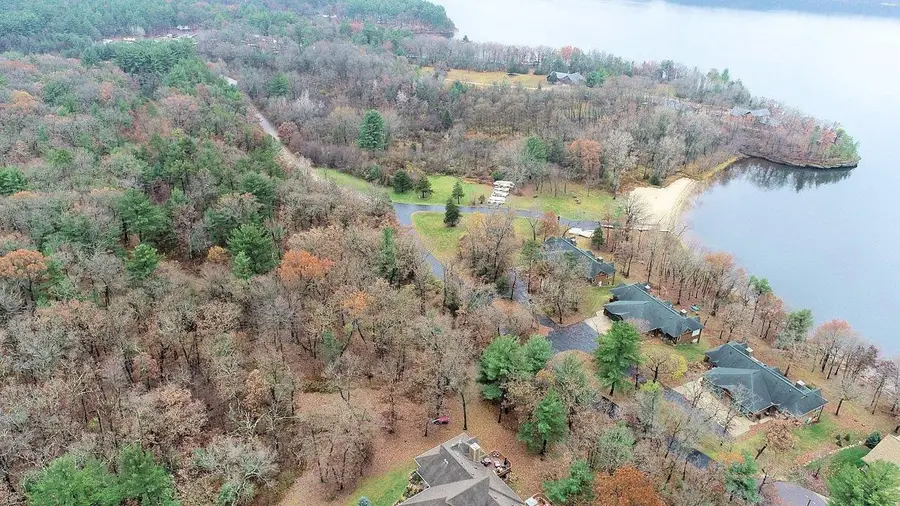 Bldg 20 3-4 Greenway Crossing PV, Wisconsin Dells, WI 53965 - Image #2