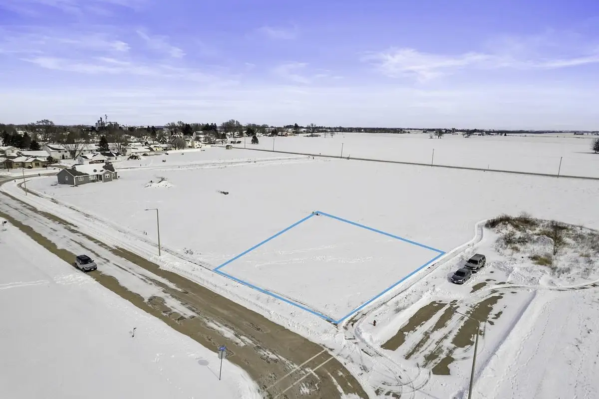 476 Nickolas Street, Randolph, WI 53956 - Image #1