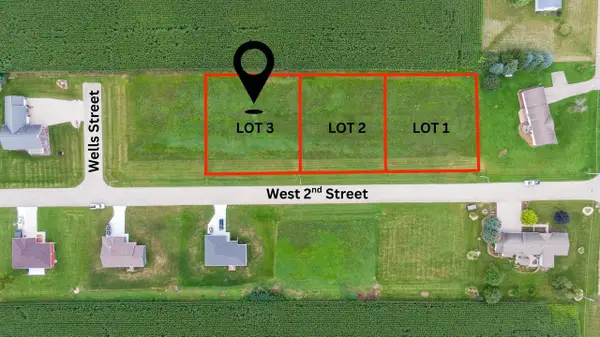 107 W 2nd Street, Friesland, WI 53935