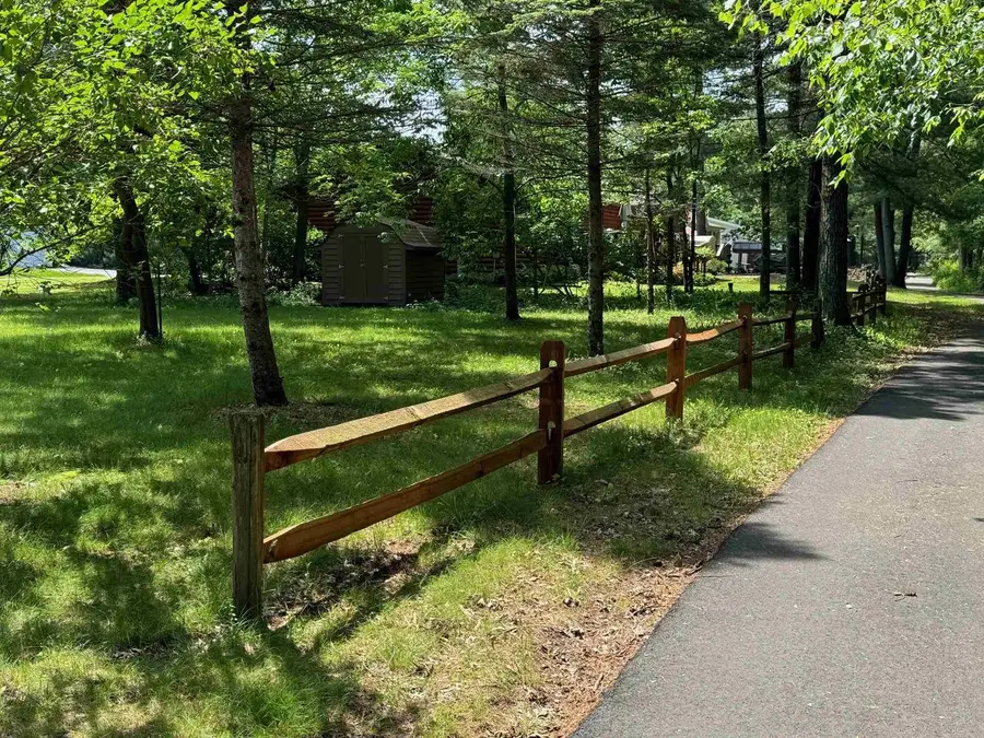 129 Lake Shore Drive, Wisconsin Dells, WI 53965 - Image #2