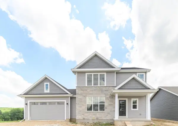 2535 Water Lily Circle, Sun Prairie, WI 53590