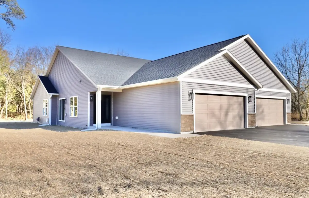 2243 S Haborn Drive, Beloit, WI 53511 - Image #1