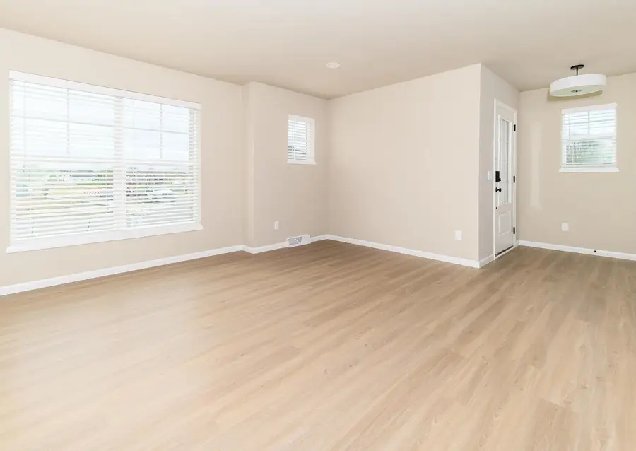 1077 Tundra Avenue, Oregon, WI 53575 - Image #2