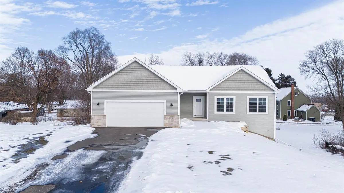 299 Teri Lee Lane, Orfordville, WI 53576 - Image #1