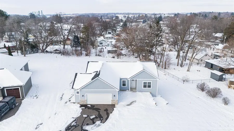 297 Teri Lee Lane, Orfordville, WI 53576 - Image #2