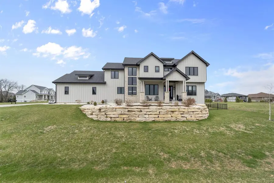 5606 Shenandoah Drive, Waunakee, WI 53597 - Image #2