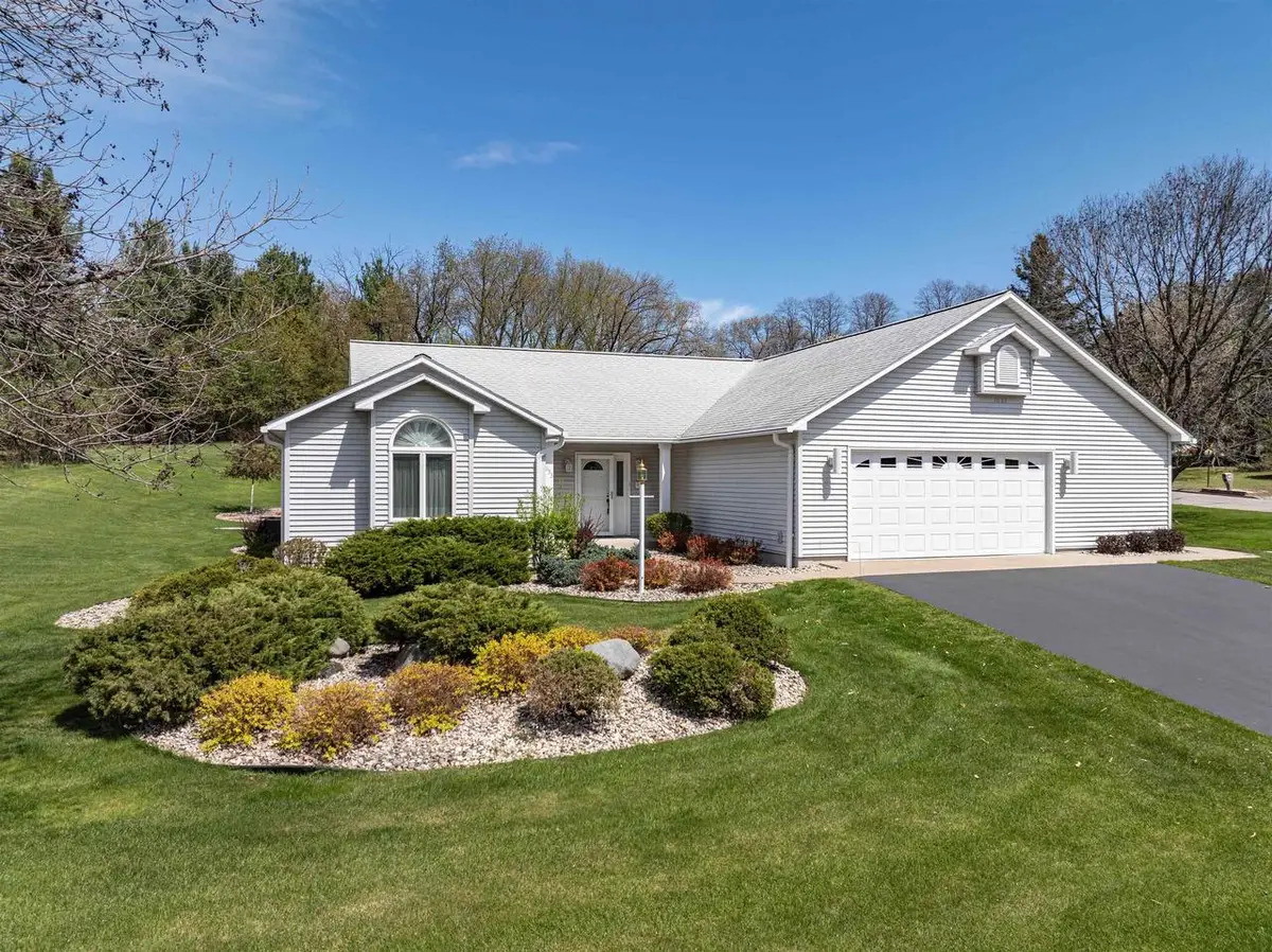 1633 Michigan Avenue, Wisconsin Dells, WI 53965 - Image #1