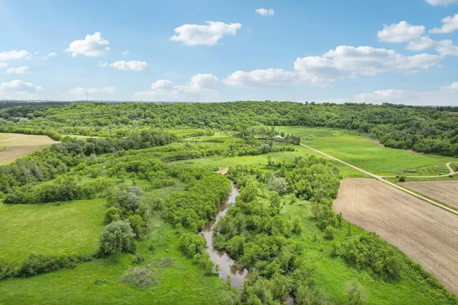 180 County Road F, Blanchardville, WI 53516 - Image #2