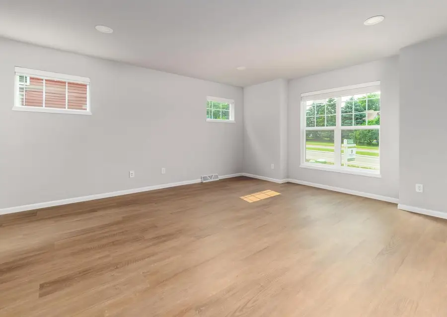 9120 Valley View Road, Verona, WI 53593 - Image #2