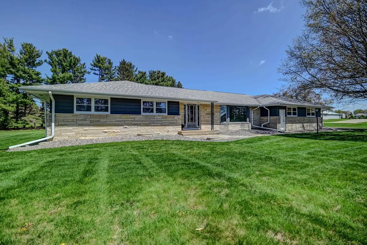 7628 W Mineral Point Road, Verona, WI 53593 - Image #1