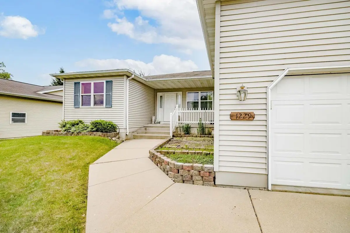 1229 W Blooming Field Drive, Whitewater, WI 53190 - Image #1