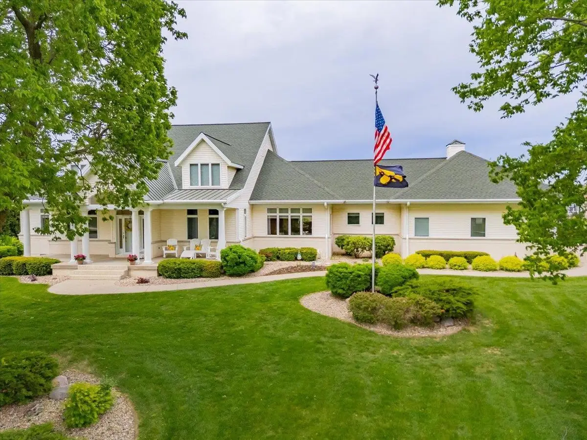 5571 Surrey Lane, Waunakee, WI 53597 - Image #1