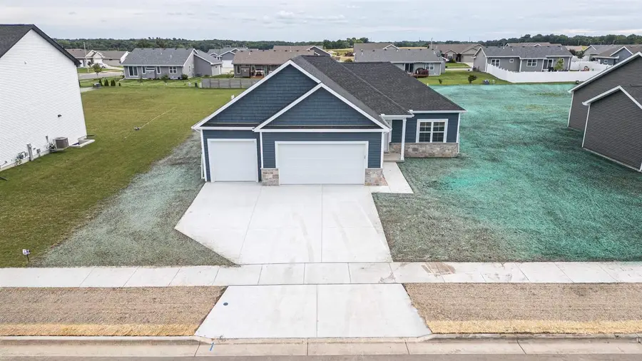 119 E Evergreen Lane, Milton, WI 53563 - Image #3