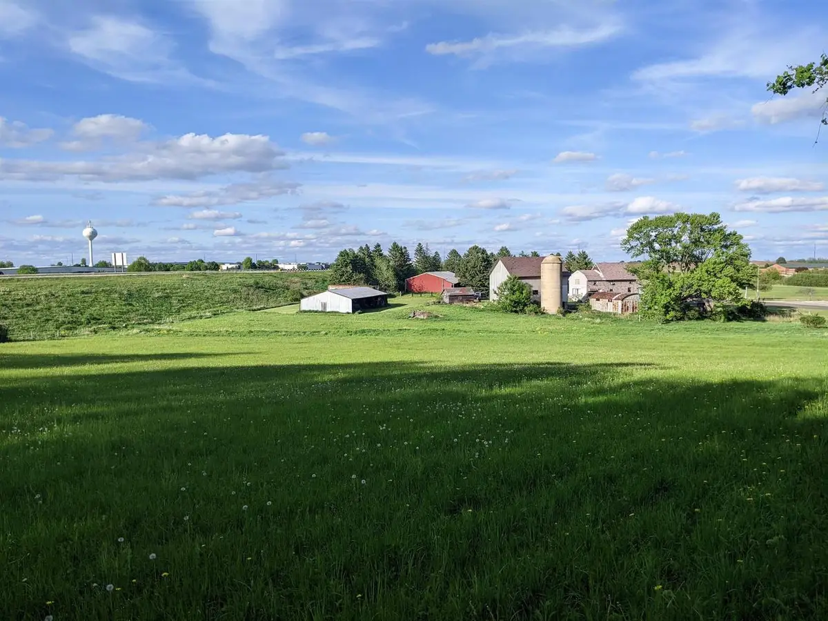 2000 Columbus Street, Sun Prairie, WI 53590 - Image #1