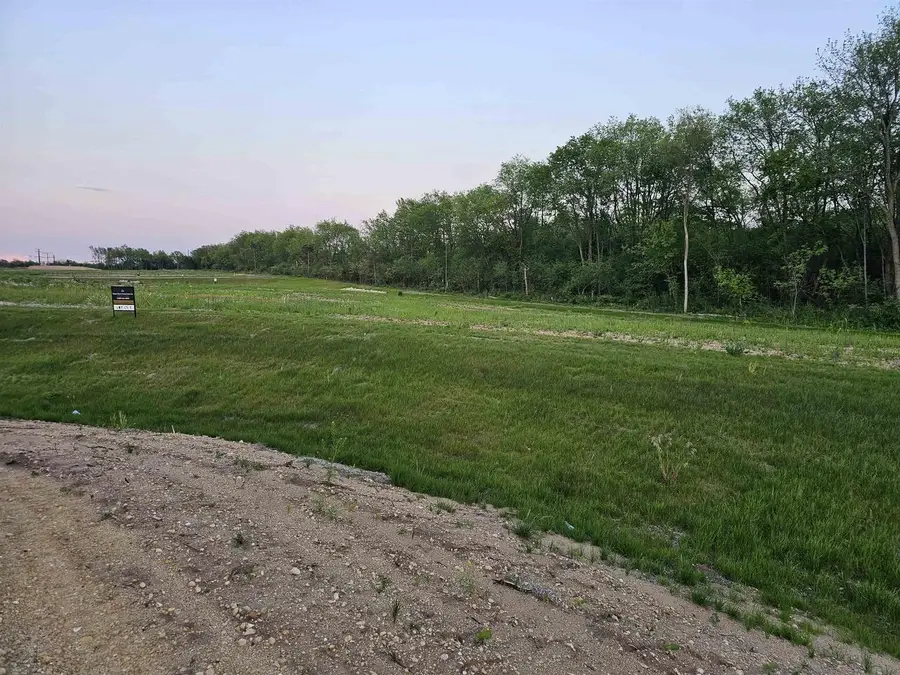 3965 S Deer Drive, Beloit, WI 53511 - #3