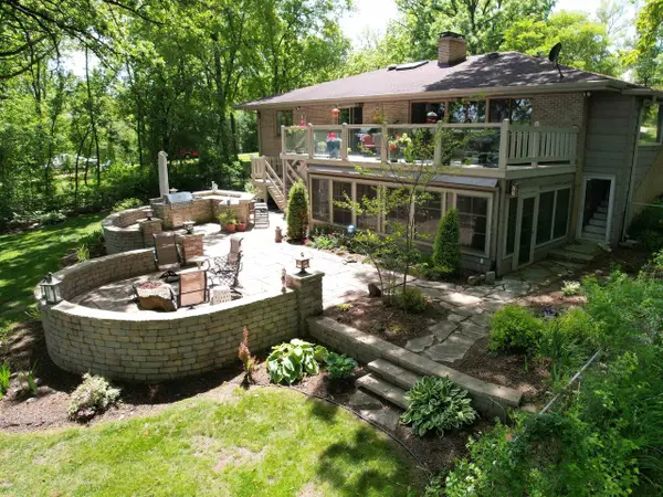 2107 S Pow Wow Trail, Beloit, WI 53511