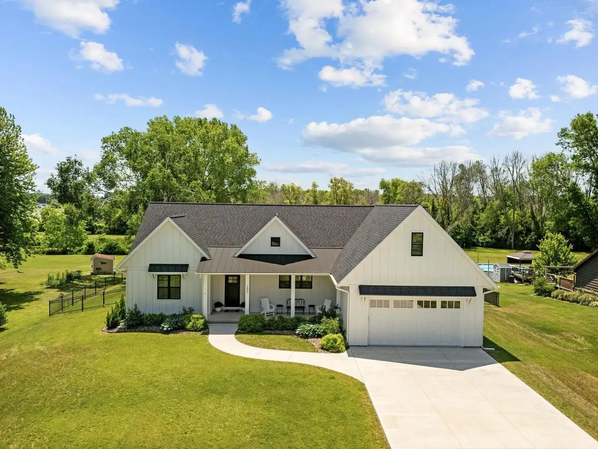 383 Palmer Avenue, Green Lake, WI 54941 - #1