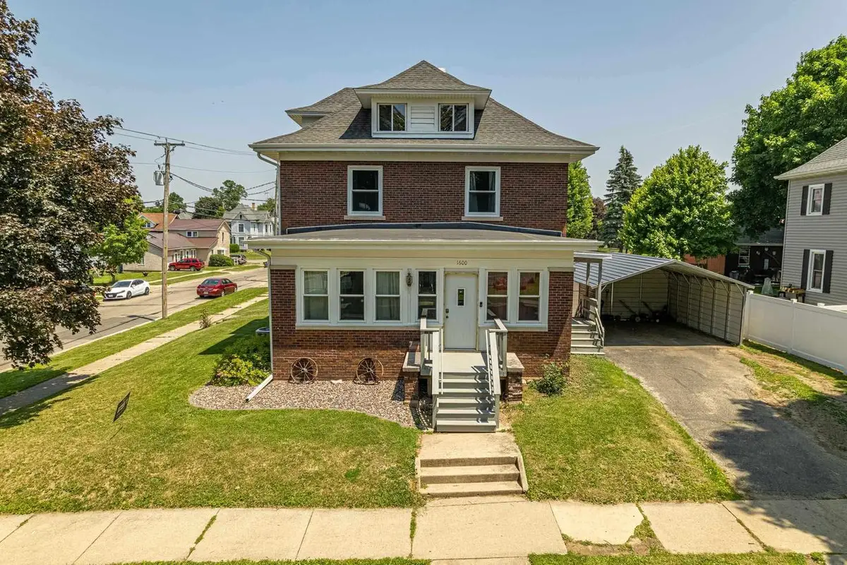 1600 15th Avenue, Monroe, WI 53566 - #1