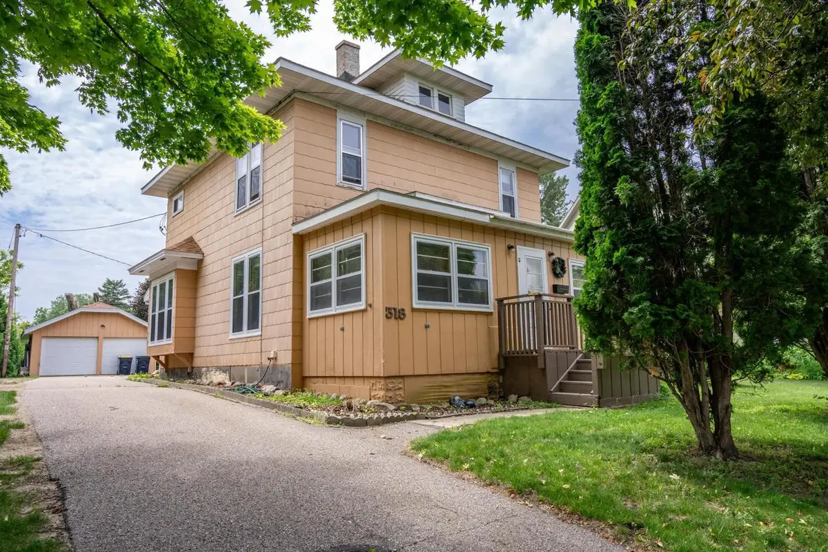 318 Tremont Street, Mauston, WI 53948 - #1