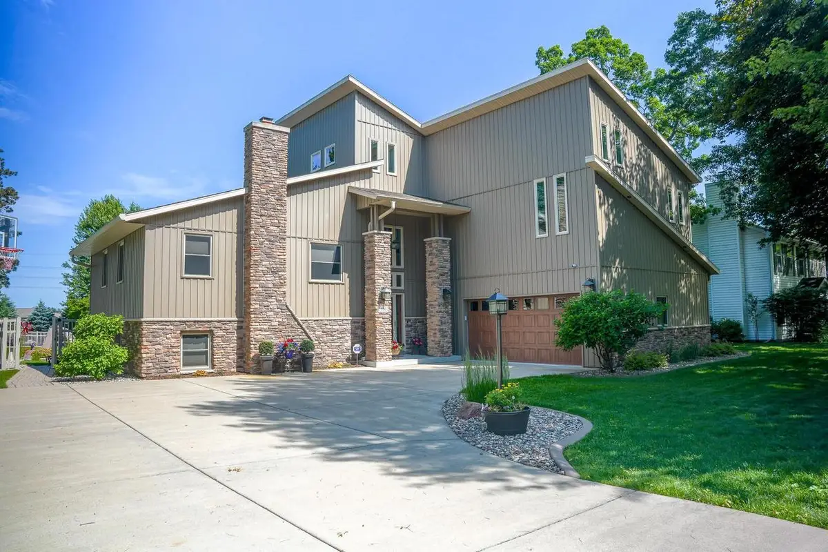 530 Winnebago Avenue, Portage, WI 53901 - Image #1