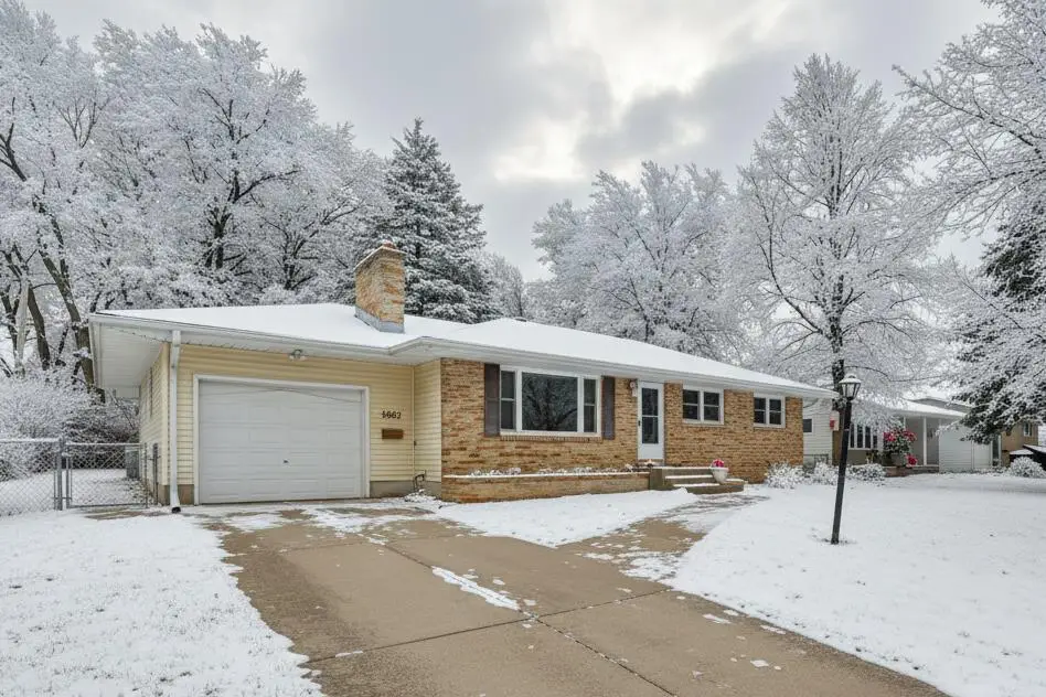 3625 Cascade Road, Madison, WI 53704 - Image #1