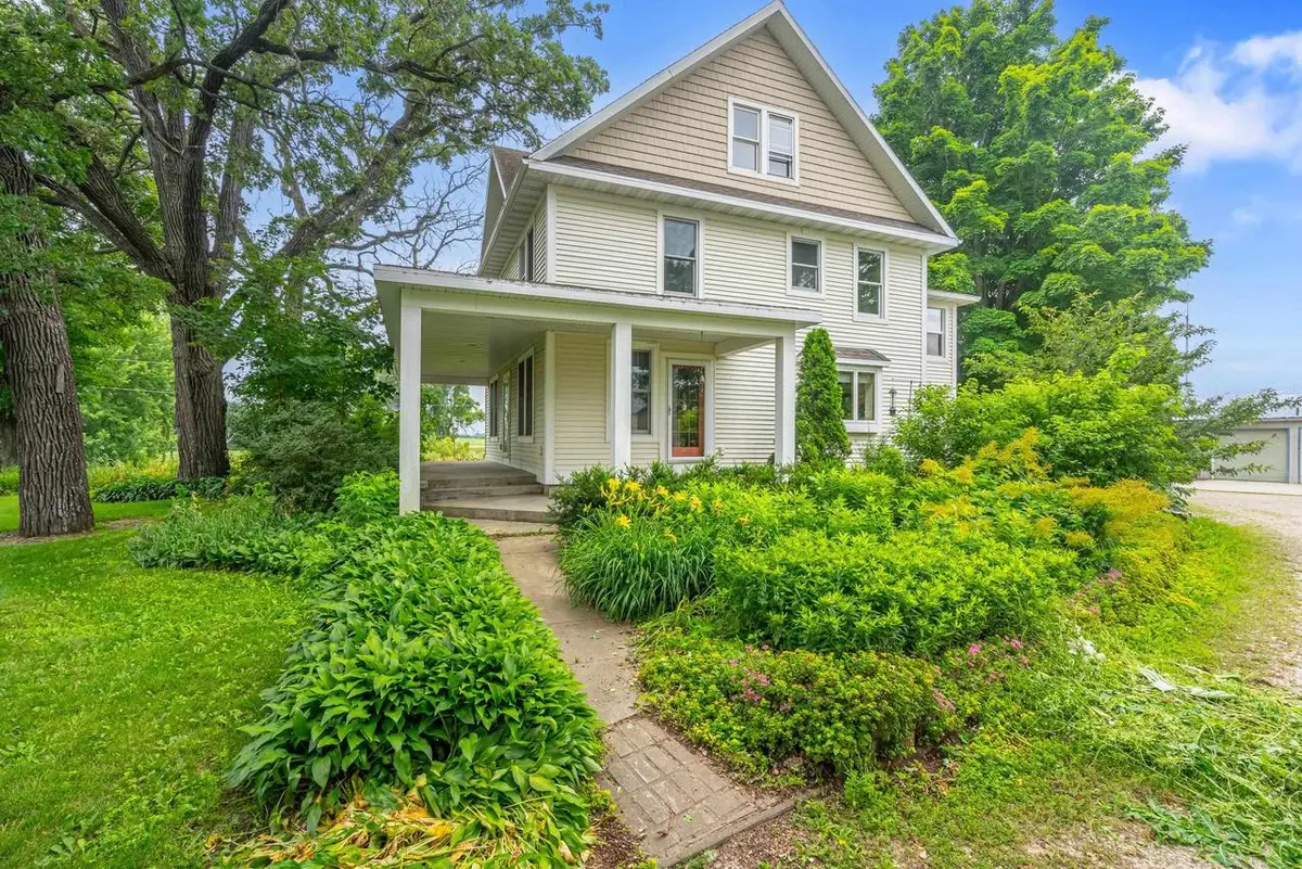 N9268 County Road M, Pickett, WI 54964 - #1