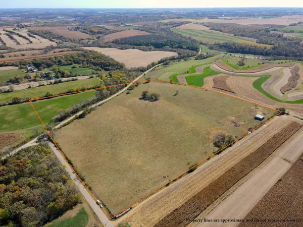 000 Holstein Prairie Road, Monticello, WI 53570