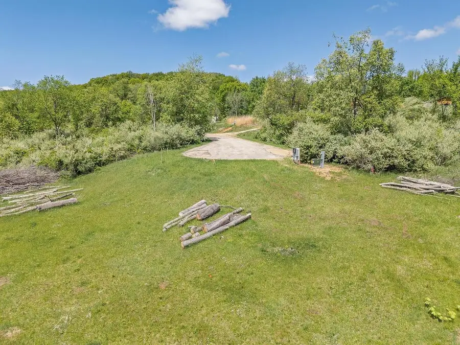 S1406 Staghorn Court, La Valle, WI 53941 - Image #2