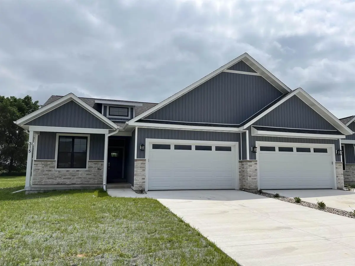 315 Willow Street, Pardeeville, WI 53954 - Image #1